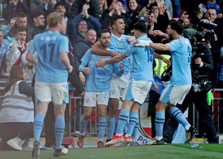 Soccer-Late Silva goal earns Man City FA Cup semi-final win over Chelsea
